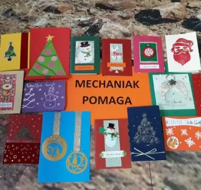 Przekazaliśmy kartki w akcji "Czar dobrych uczynków" image