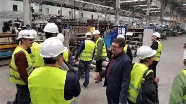 Nauczyciele wydziału mechanicznego na szkoleniu w SaMASZ-u image