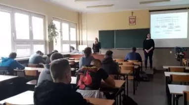 Doradzamy zawodowo - kompetencje branżowe w praktyce image