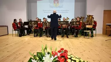 Nasi uczniowie ze stypendiami Prezydenta Miasta image