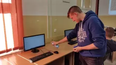 Wzięliśmy udział w akcji „Zasprejuj zarazki” image