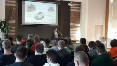 Robot - kreatywne wsparcie kompetencji i kariery - z PB image