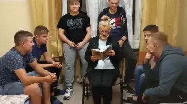 Czytamy "Moralność pani Dulskiej" w internacie  part000001_1.jpg 