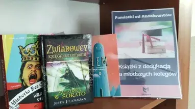 absolwenci