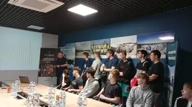 W sali konferencyjnej