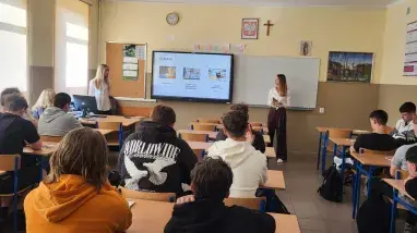 „Z pasją o edukacji” – spotkanie maturzystów z Akademią Sukcesu